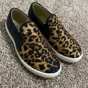 MK Cheetah slip ons